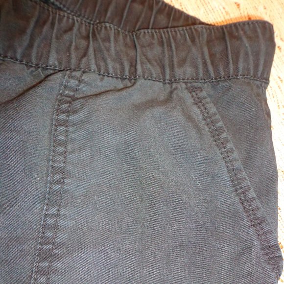 GAP Drawcord Waist Cropped Pants S Black Elastic Waist/Cuffs Pockets - Picture 8 of 14